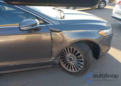 2013 Ford Fusion Titanium z USA, uszkodzony, nr VIN 3FA6P0K93DR279571